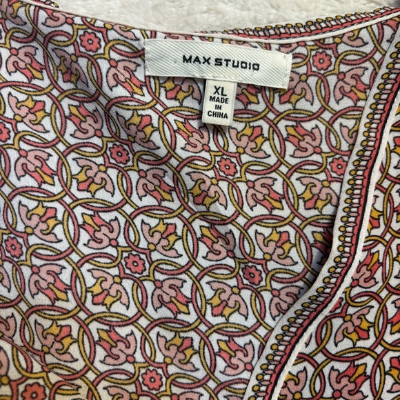 Max Studio Top XL Geometric Beige Orange White Blouse Flowy front Ties Buttons - Picture 12 of 15